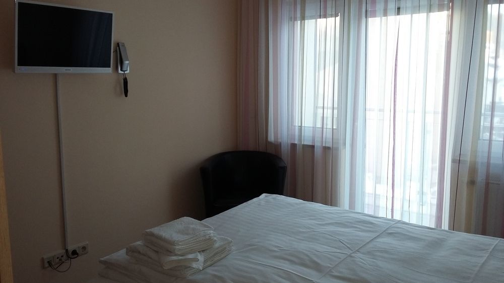 Hotel - Pension Vesta باد إلستر المظهر الخارجي الصورة